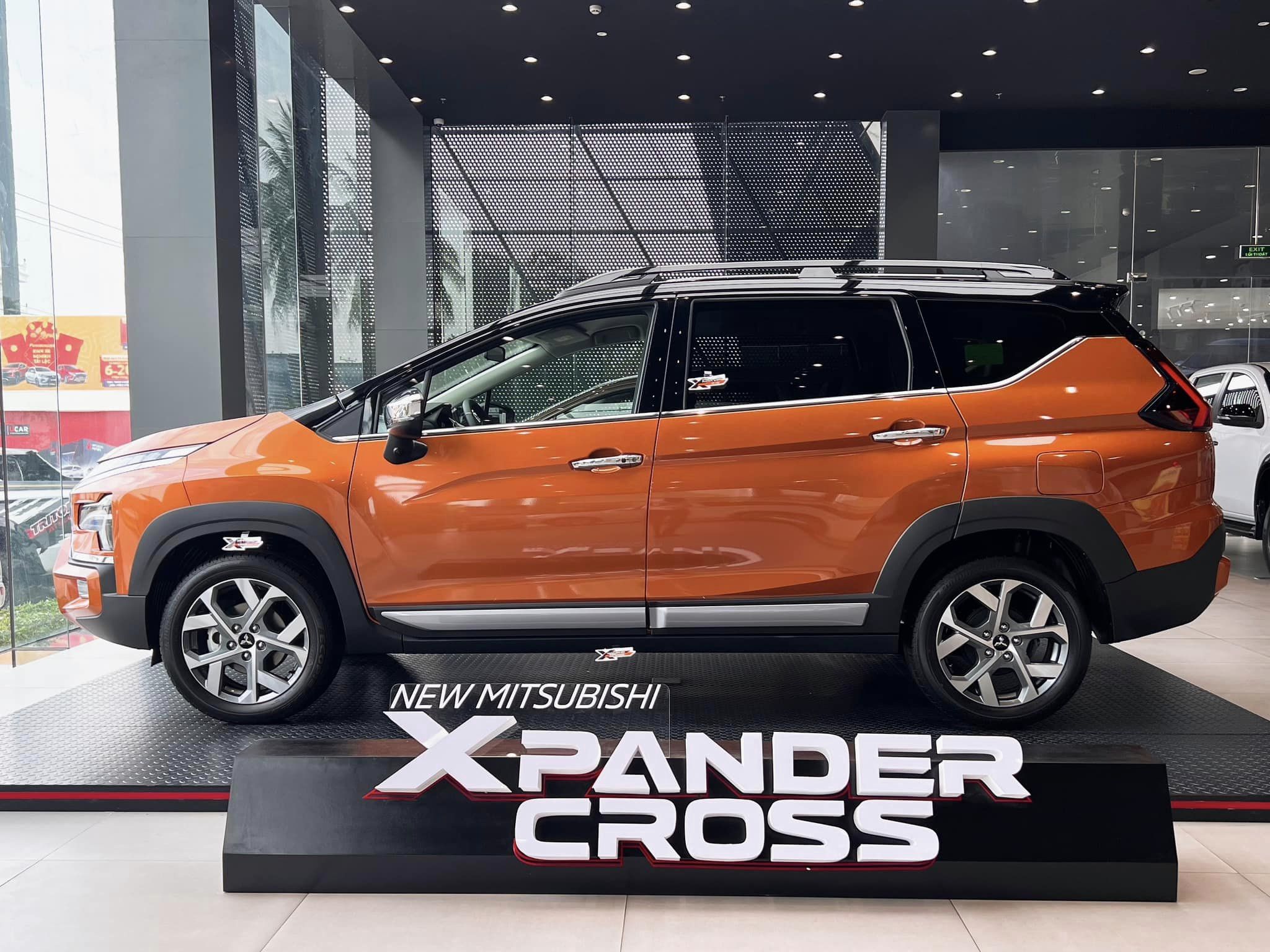 Mitsubishi Xpander Cross 2023 giá 698 triệu đồng MITSUBISHI Ô TÔ NHẬT